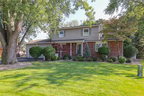 15 Simone Cir, Irondequoit, NY 14609
