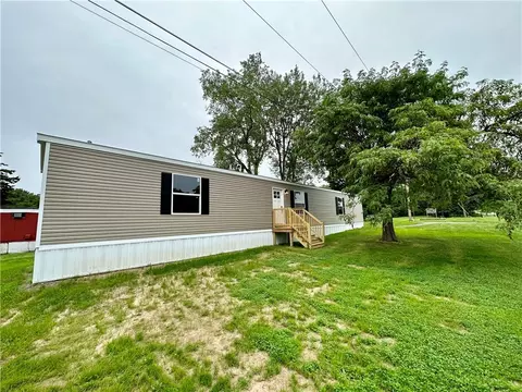 3841 Trolley Rd, Palmyra, NY 14522