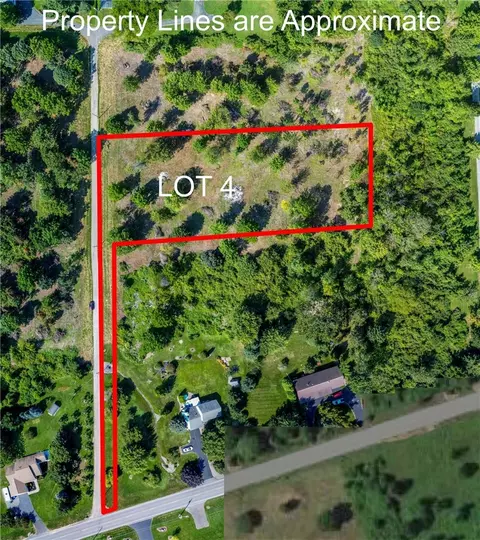 4 Lake Road, Williamson, NY 14589