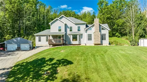 1785 E Palmyra Port Gibson Rd, Palmyra, NY 14522