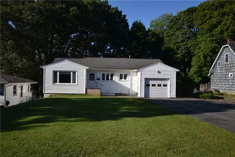 234 Worthington Rd, Irondequoit, NY 14622