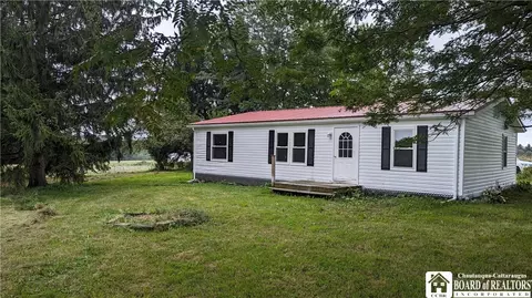 6195 Ogden Rd, Westfield, NY 14787