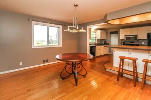 51 Wembly Rd, Greece, NY 14616 photo 8