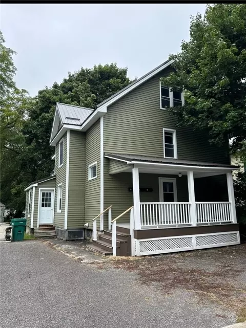 25 Benedict St, Perry, NY 14530