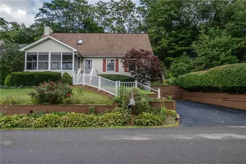 643 E Lake Rd, Barrington, NY 14527