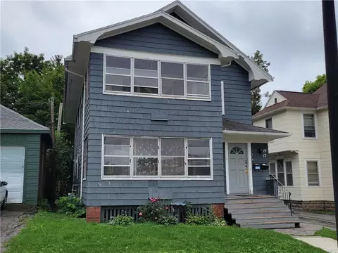 17 Kislingbury St, Rochester, NY 14613