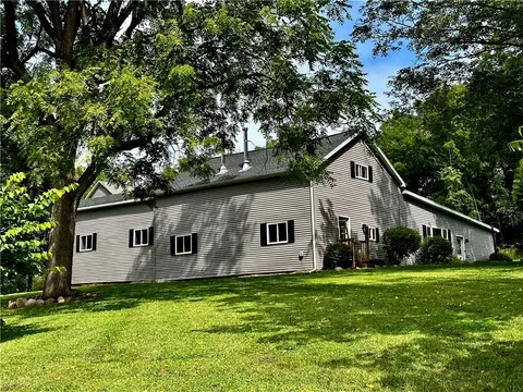 2666 Lyon Rd, Newark, NY 14513