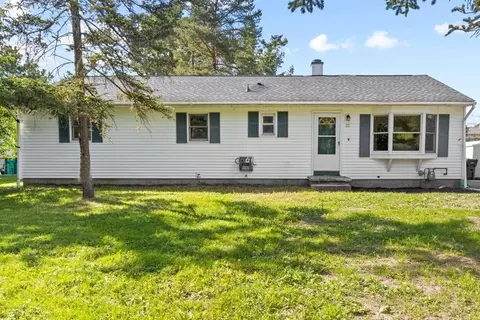 37 Macon Dr, Rochester, NY 14623