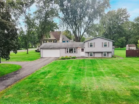1634 Lake Rd, Hamlin, NY 14464