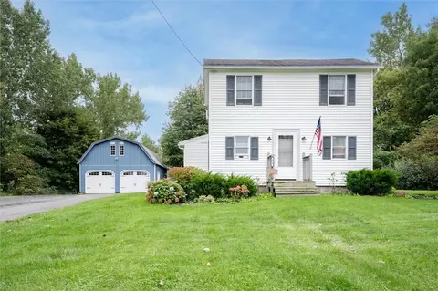 420 Haley Rd, Ontario, NY 14519