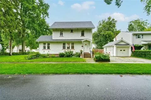 22 Legran Rd, Irondequoit, NY 14617