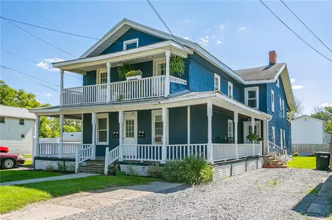 27-29 Saltonstall St, Canandaigua, NY 14424