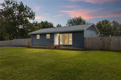 351 Hollybrook Rd, Rochester, NY 14623