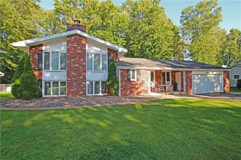 32 Hitree Ln, Chili, NY 14624