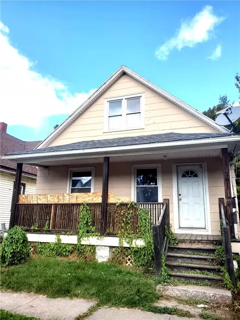 26 Peckham St, Rochester, NY 14621