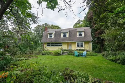 170 Penfield Rd, Brighton, NY 14610