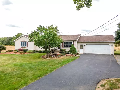 9357 Warsaw Rd, Le Roy, NY 14482
