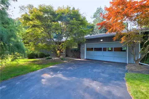 31 Denton Ave, Geneva, NY 14456