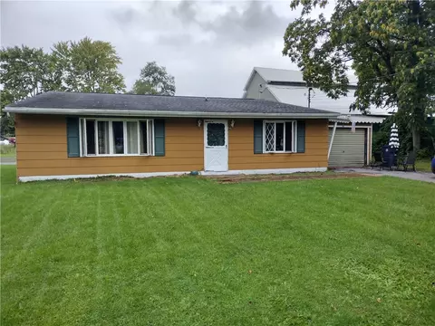 54 Miller St, Seneca Falls, NY 13148