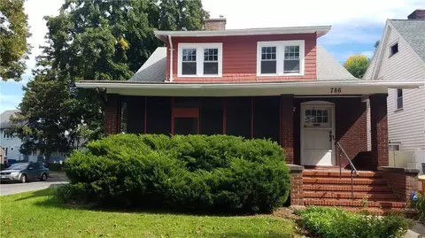 786 Genesee Park Blvd, Rochester, NY 14619