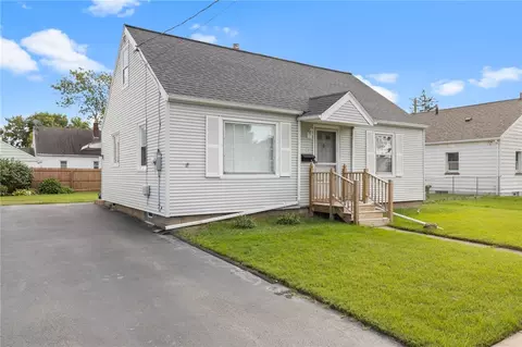 17 Sayne St, Rochester, NY 14621