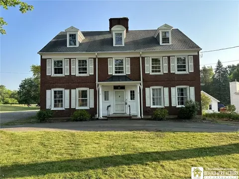 504 Fairmount Ave, Ellicott, NY 14701