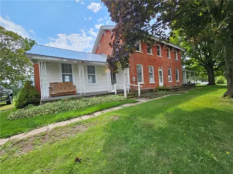 10228 Telegraph Rd, Shelby, NY 14105
