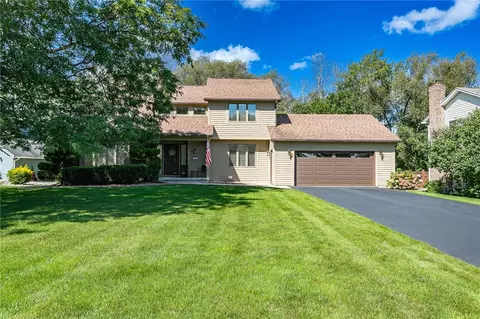 79 Brandon Cir, Greece, NY 14612