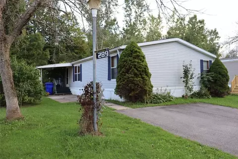 289 Sunset Dr, Clarendon, NY 14470