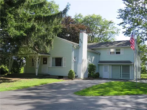 825 Colby St, Ogden, NY 14559