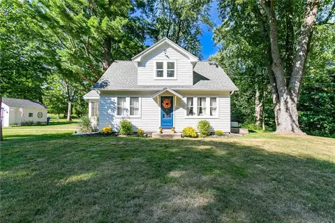 1060 Ogden Parma Town Line Rd, Parma, NY 14559