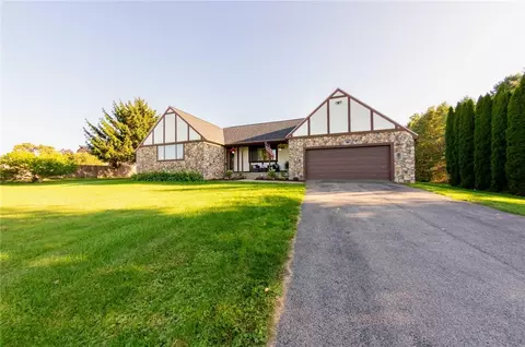 6722 Big Tree Rd, Livonia, NY 14487
