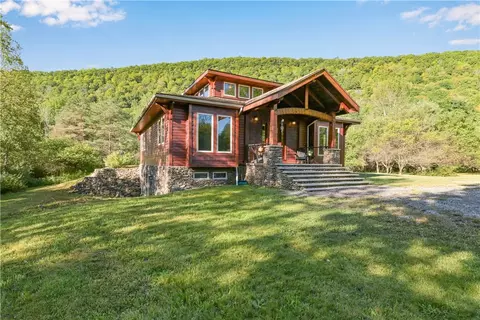 7512 Gulick Rd, Naples, NY 14512