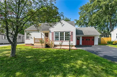 87 Saint Rita Dr, Gates, NY 14606
