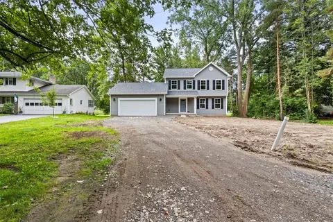 119 Brooklea Dr, Gates, NY 14624