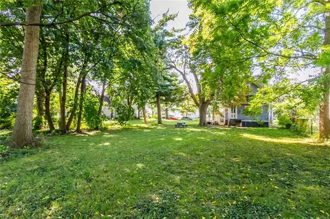 36 Pollard Ave, Rochester, NY 14612