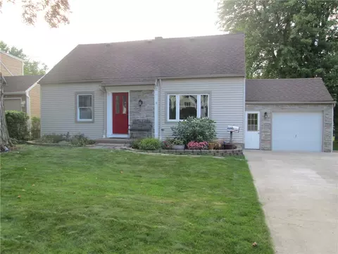 26 Briggs Ave, Perinton, NY 14450