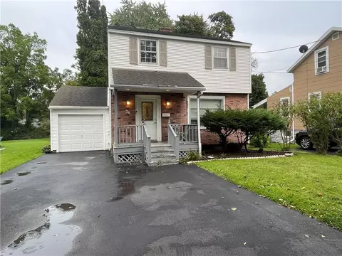 34 Macdougall St, Auburn, NY 13021