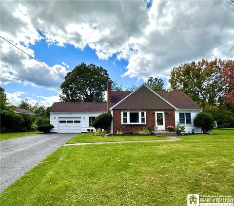 15258 Armes Ct, Gowanda, NY 14070