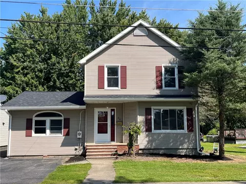 20 Ridge St, Seneca Falls, NY 13148