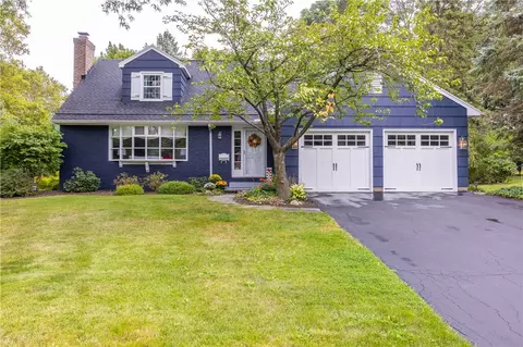 75 Reitz Pkwy, Pittsford, NY 14534
