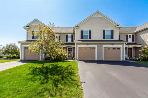6261 Watercress Dr, Farmington, NY 14425