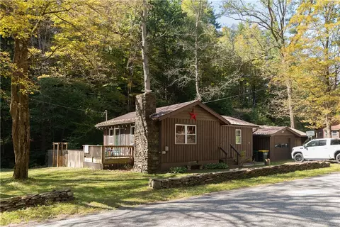 928 Searles Hill Rd, Bainbridge, NY 13733