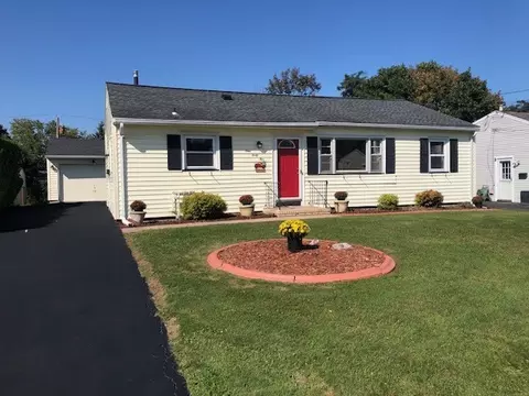 145 Elvira St, Gates, NY 14606