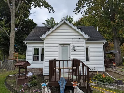 134 Linwood Ave, Gaines, NY 14411