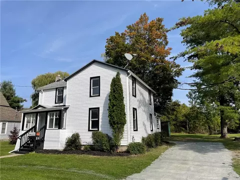 115 Garfield Ave, Milo, NY 14527