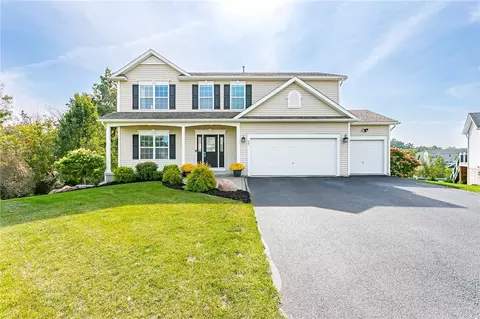 99 Haywards Heath, West Henrietta, NY 14586