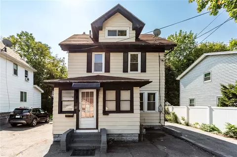 27 Fleming St, Rochester, NY 14612