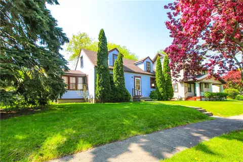 231 Rocket St, Rochester, NY 14609