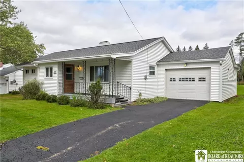 337 Camp St, Jamestown, NY 14701